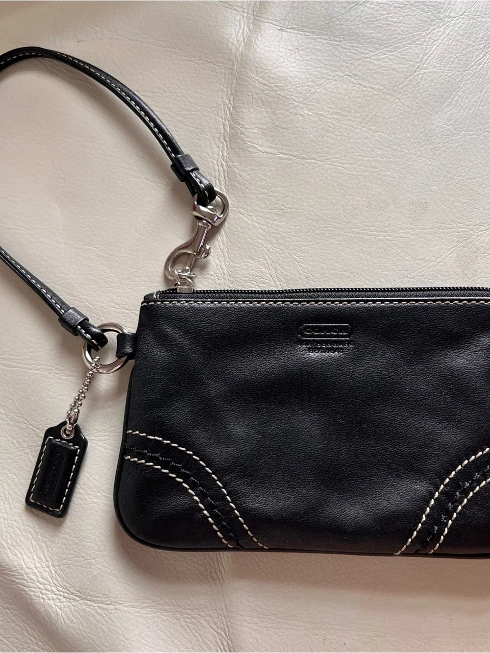 Vintage Coach Black Soft Smooth Leather Wristlet